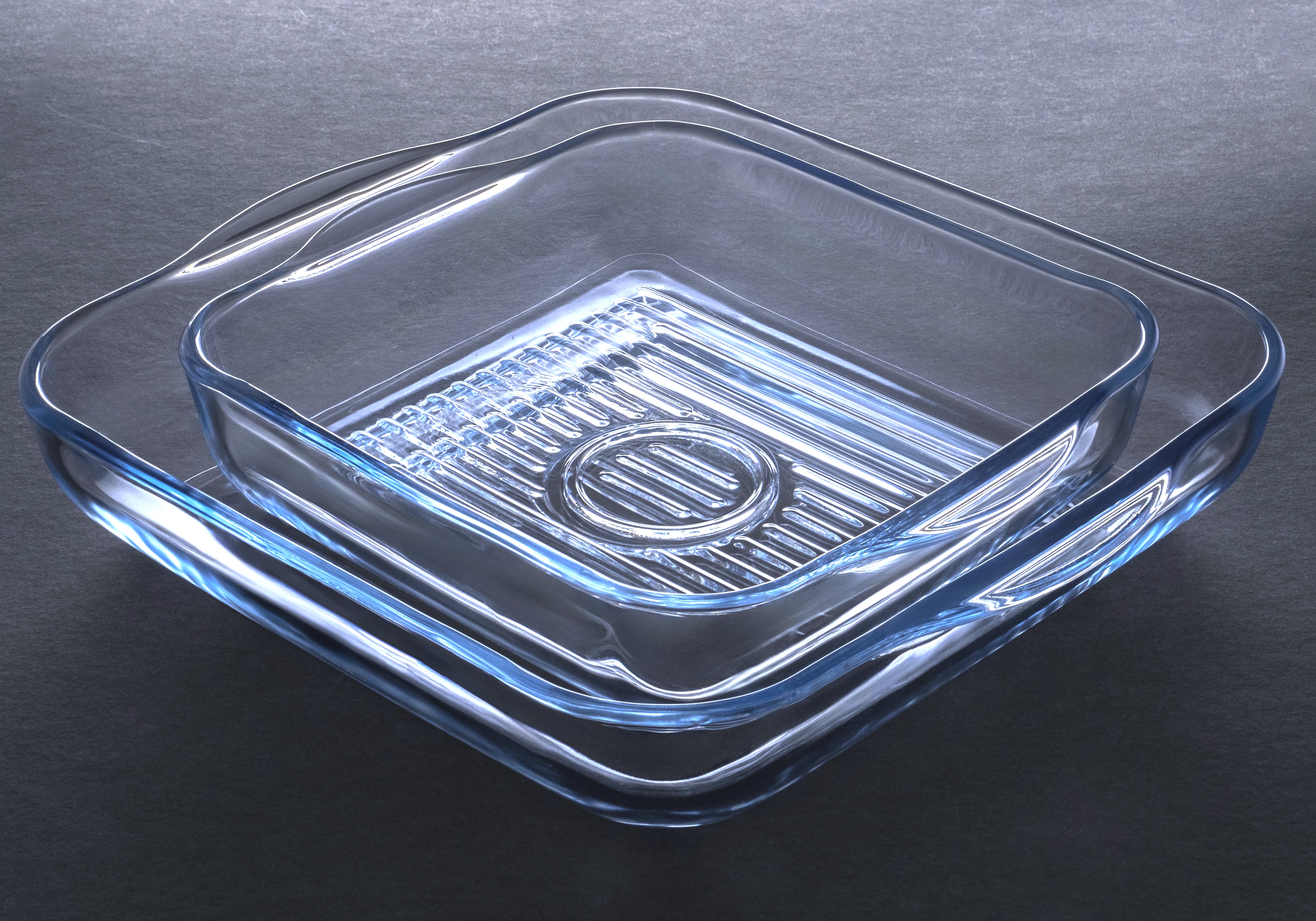 SET VAN 2 VIERKANTE GLAZEN OVENSCHOTELS