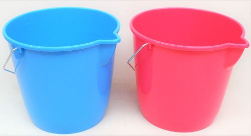 SEAU A BEC 12L BLEU DIA.32CM H.26CM