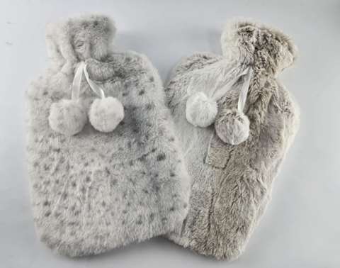 WARM WATER KRUIK 2L NEP BONT + POMPOMS