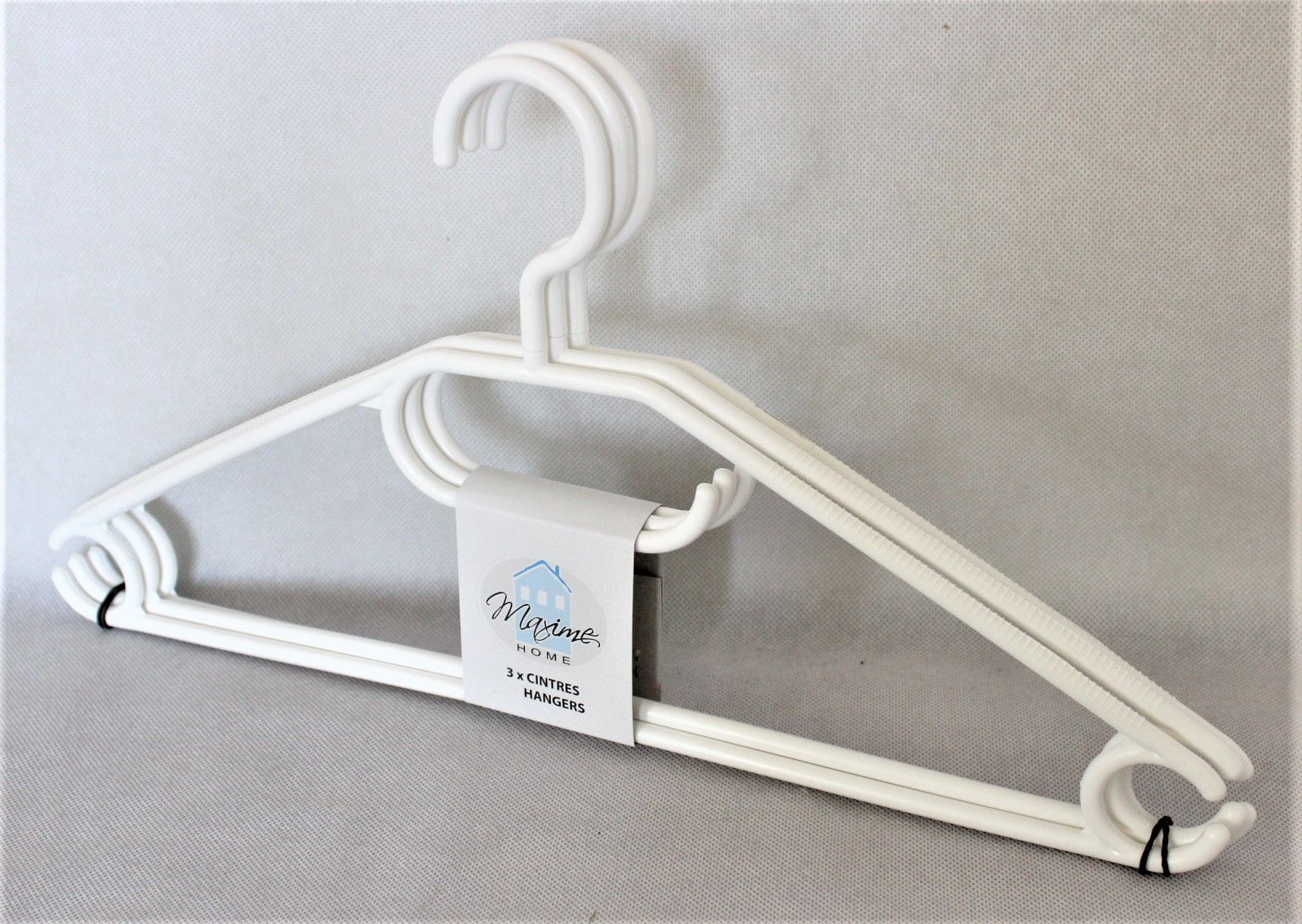 SET DE 3 CINTRES EN PLASTIQUE BLANC